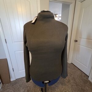Melissa Paige Ribbed Turtleneck Sweater in Olive Green XL